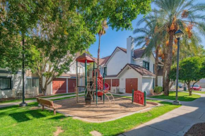 Metro Phoenix Loft sleeps 6